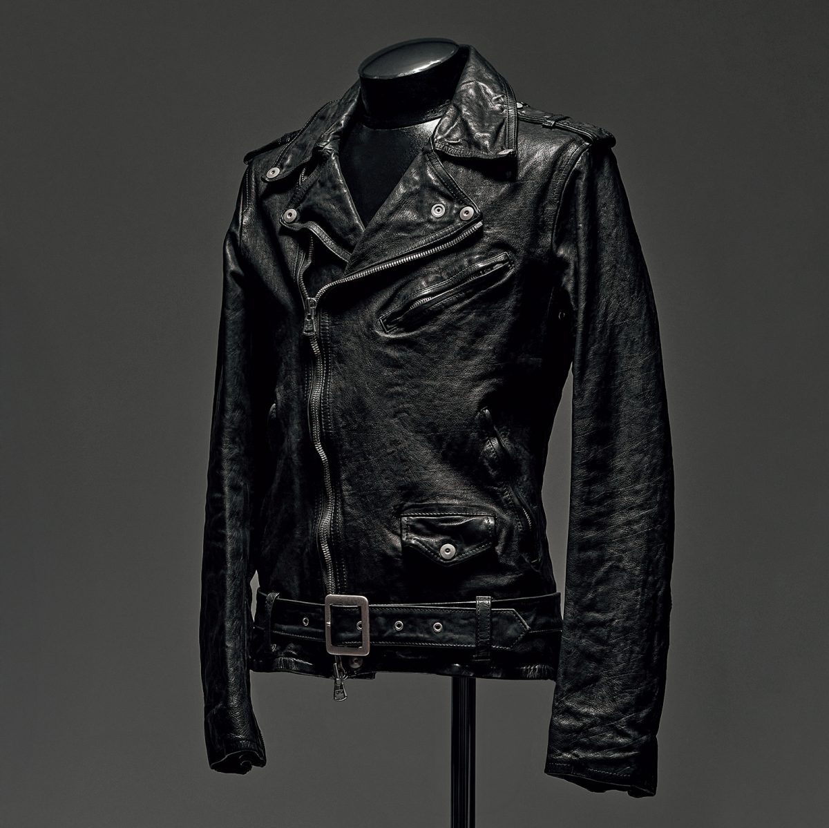 イサム カタヤマ バックラッシュのライダース