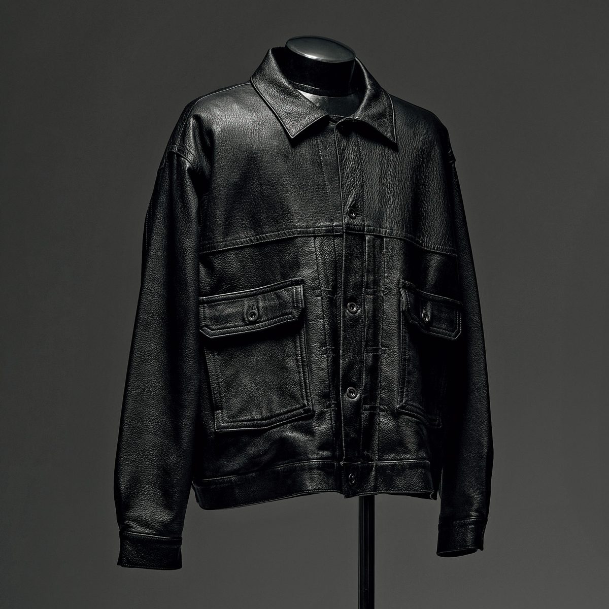 エー レザーのジャケット