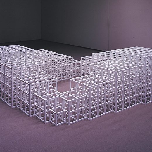 ソル・ルウィット《ストラクチャー（正方形として1, 2, 3, 4, 5）》