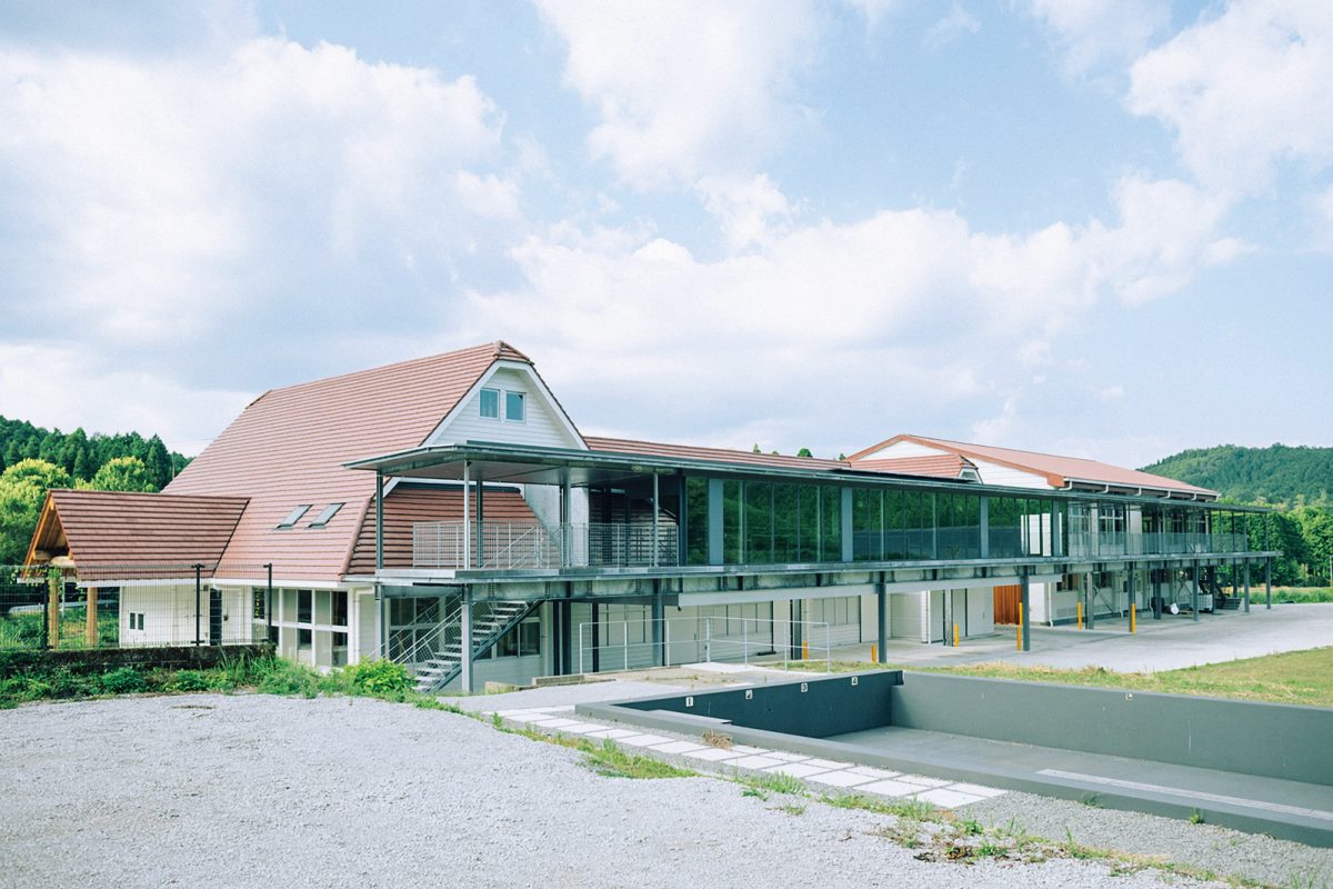 田野蒸溜所の外観