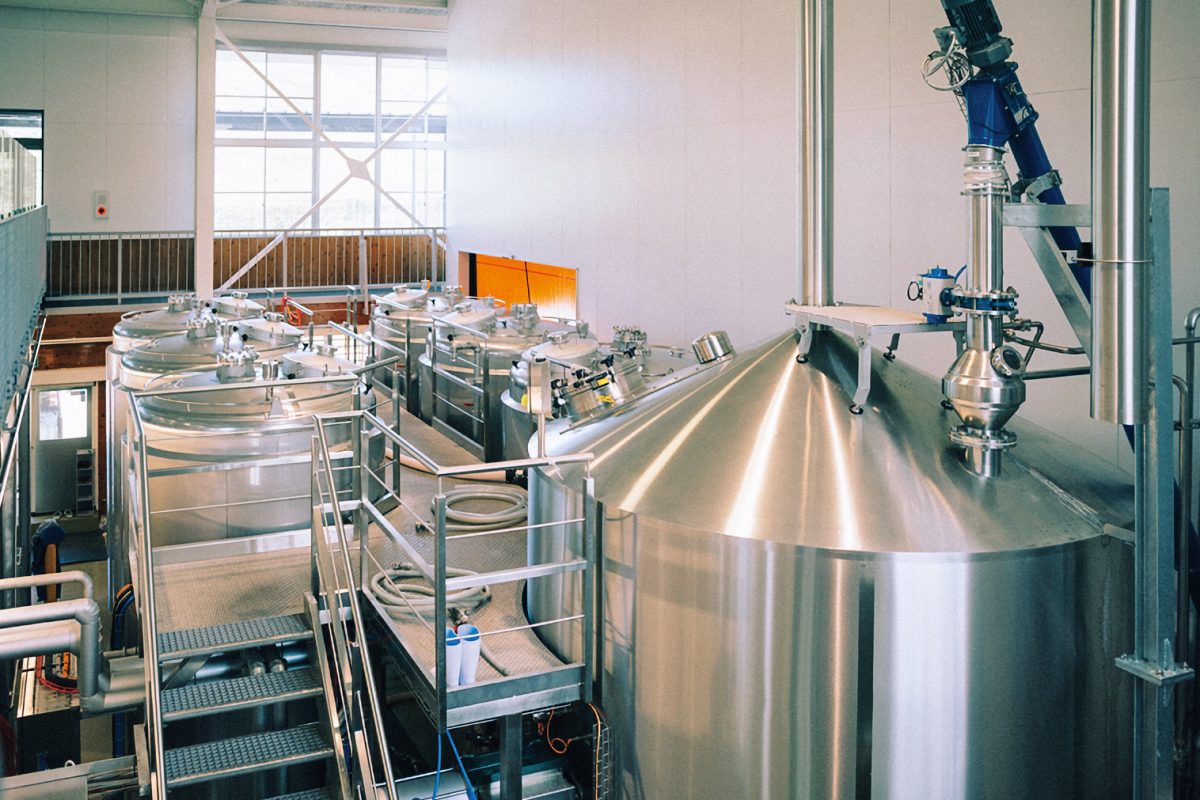 田野蒸溜所の内部