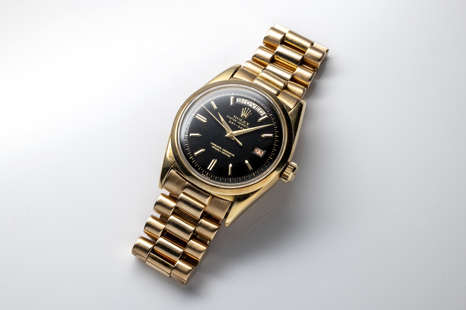 vintage-watch-107-2.jpg