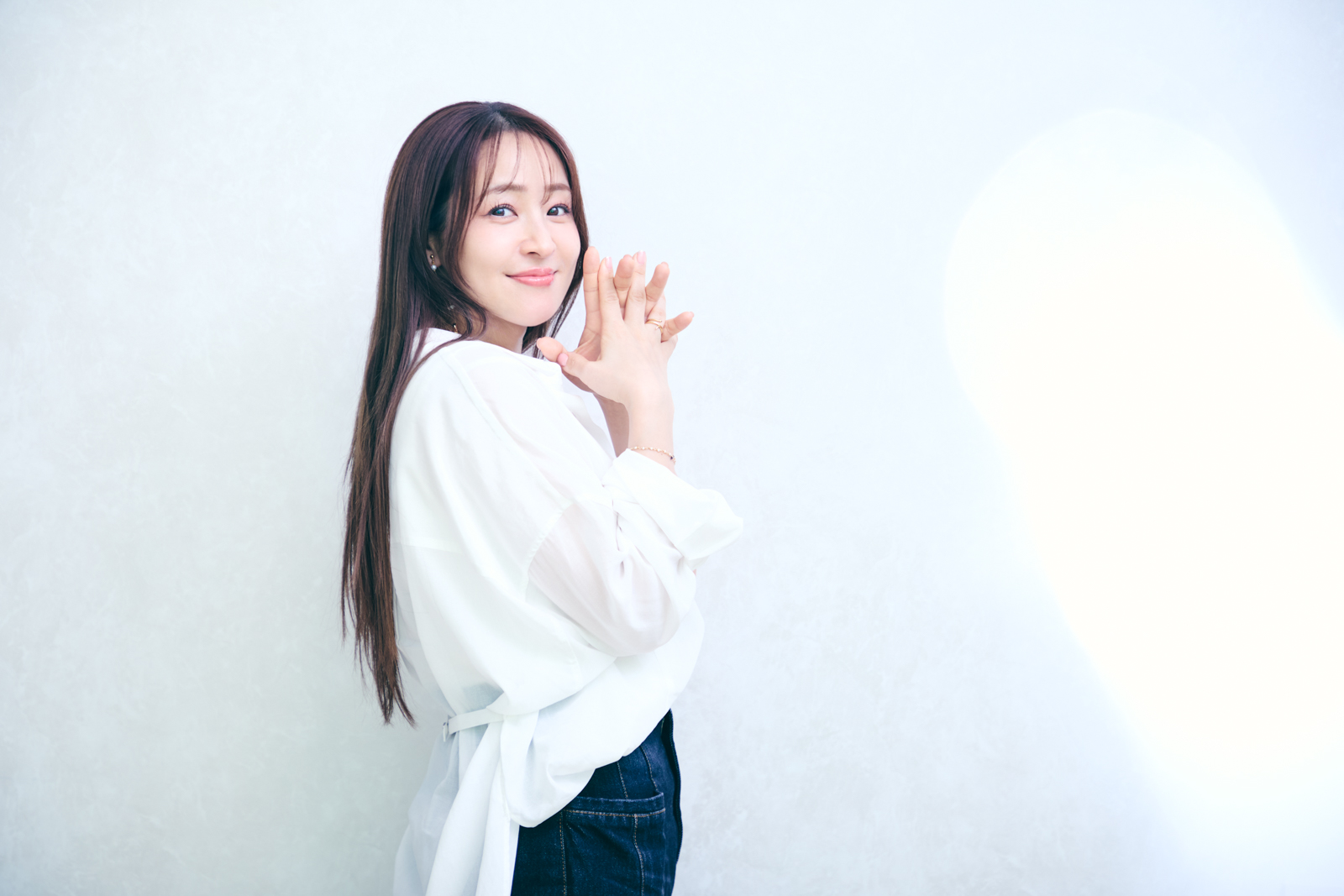 大沢あかね「整形級の美人化」を叶えた美容メソッドを公開