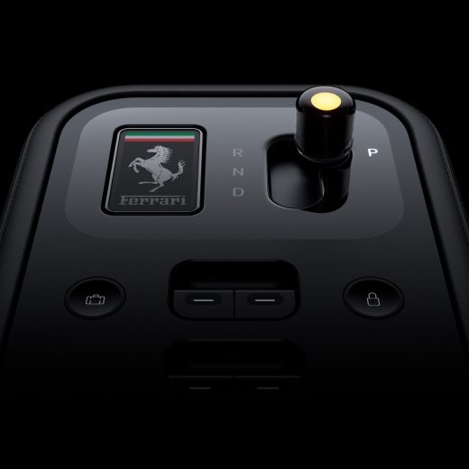 “アップル黄金期”を築いた2人が、フェラーリの新インテリアをデザイン!?