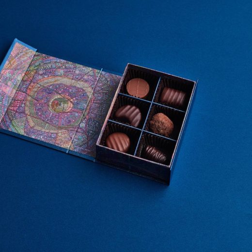 異彩が甘く調和する。été × ヘラルボニーの「Chocolat BOX」を特別な日に