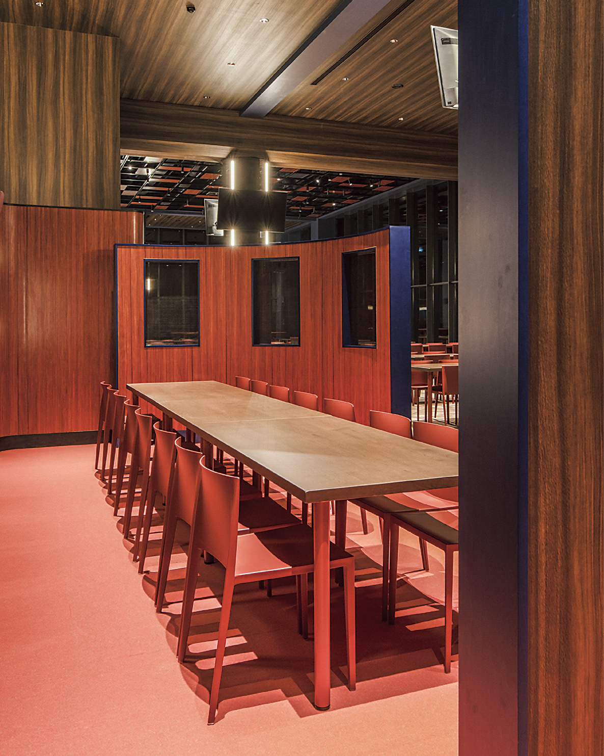 マウンテンレストラン「NEST813」