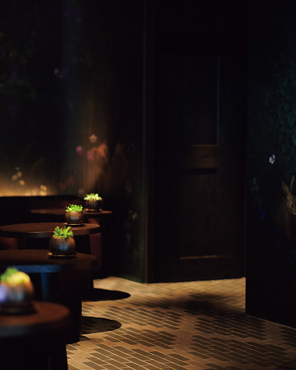 「セフィーノ」のウェイティングスペース