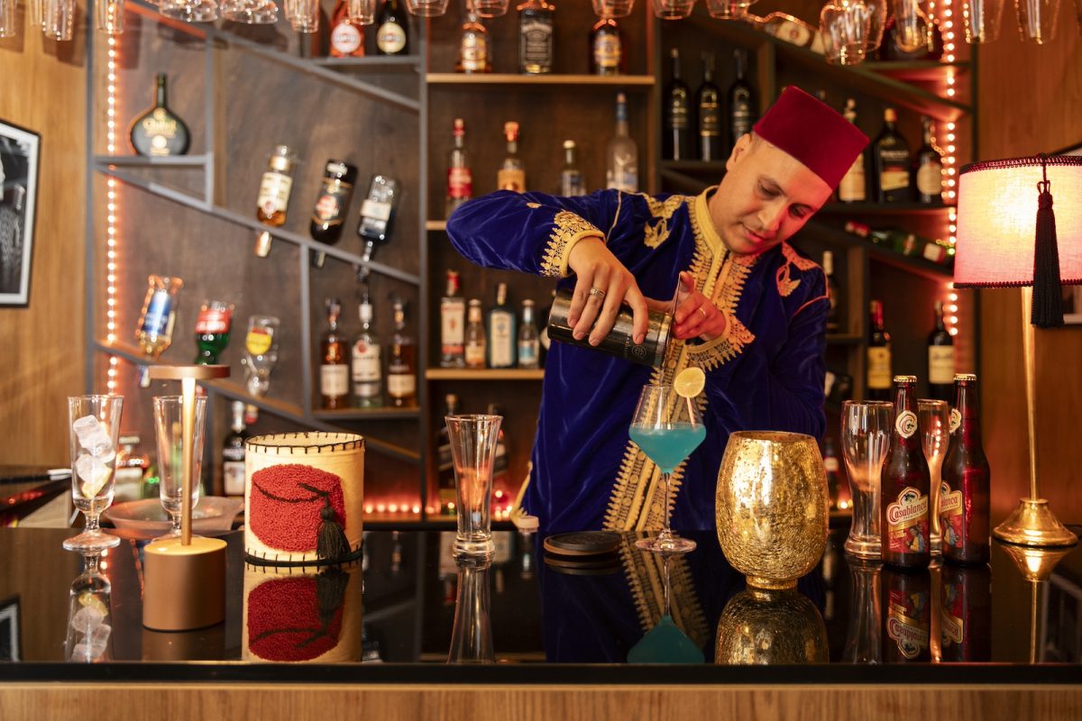 「リヤド・ミラ」