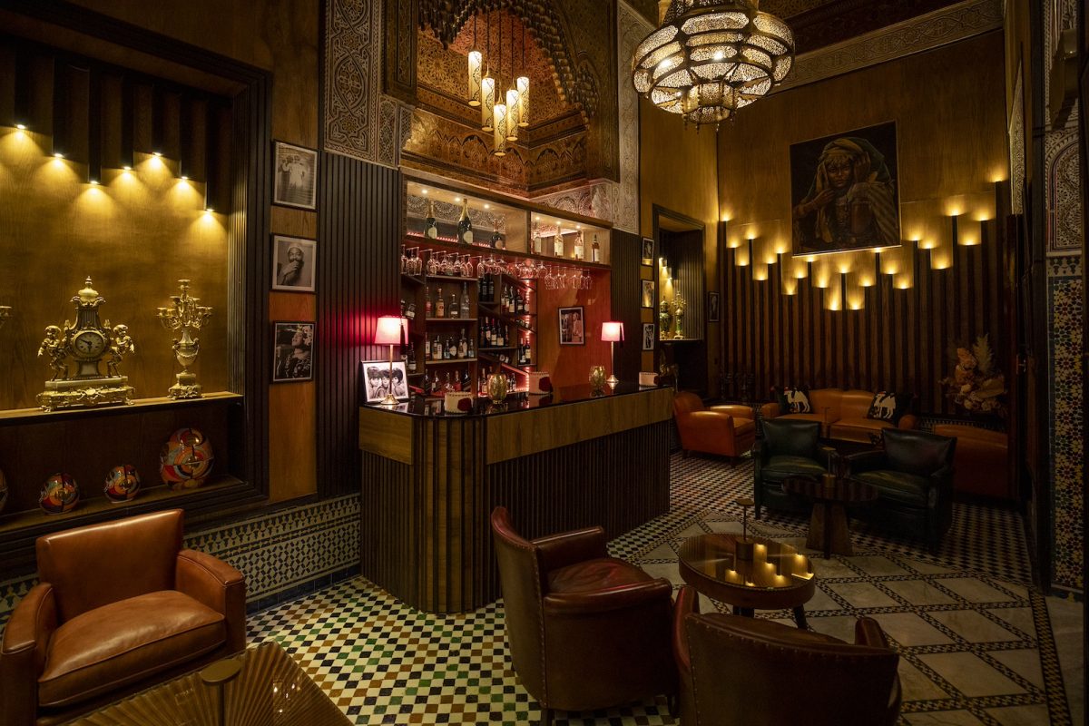 「リヤド・ミラ」