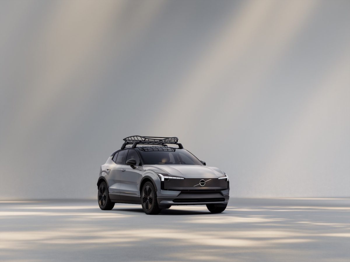 ボルボEX30クロスカントリー　ウルトラ　ツインモーター　パフォーマンス