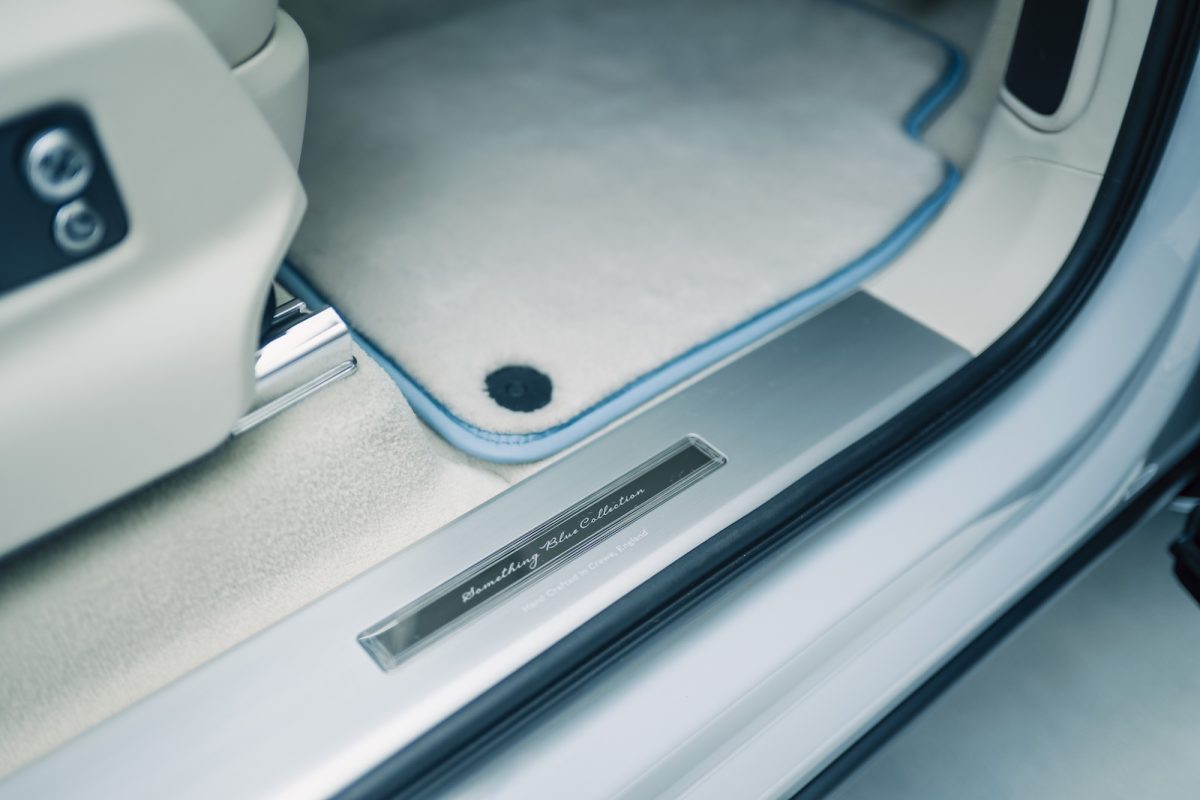 「Bentayga Something Blue Collection by Mulliner」