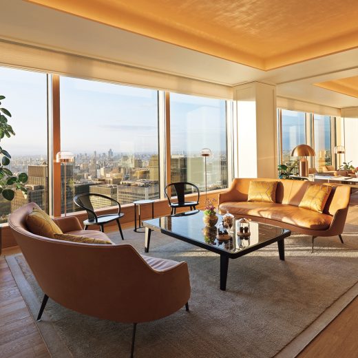 「ブルガリ ホテル 東京」のリビングルーム