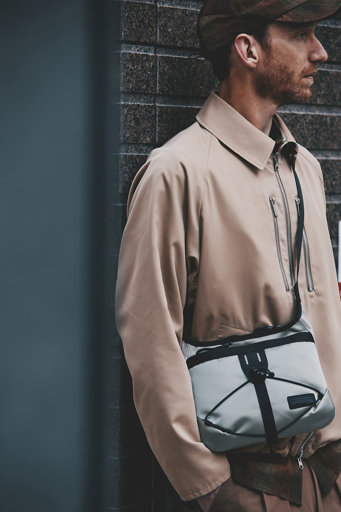 ブリーフィングとホワイトマウンテニアリングの新作コラボレーション