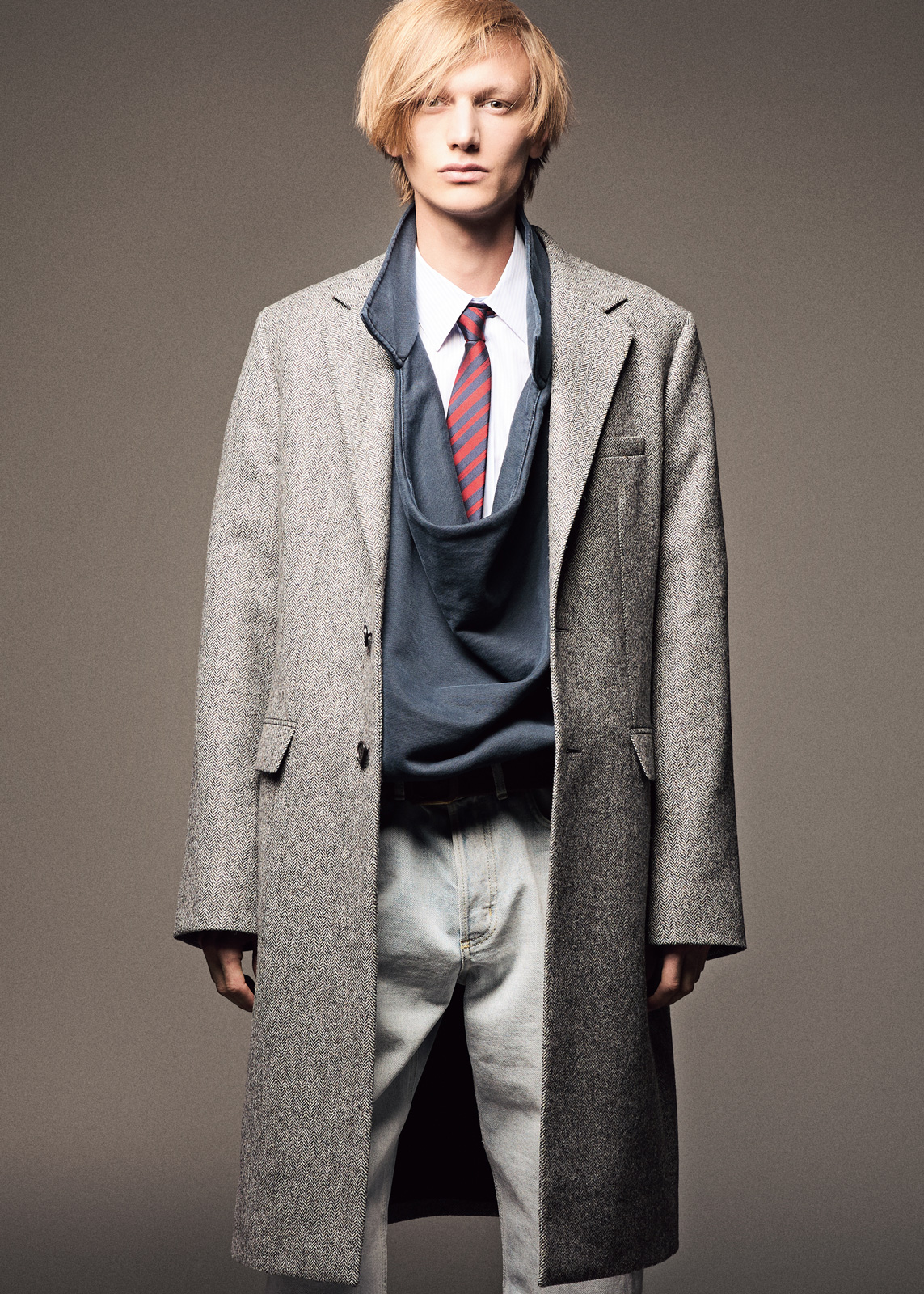 ディオールのチェスターコート