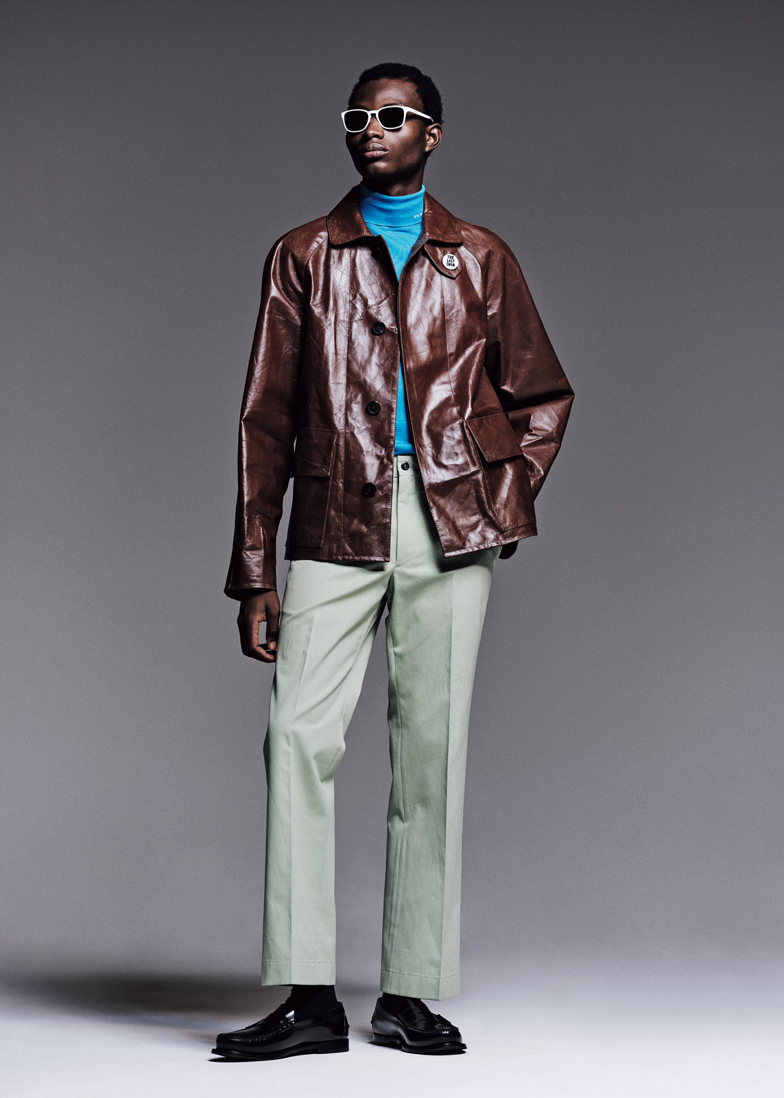 プラダの春夏コーデ