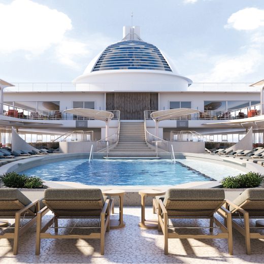 「セブンシーズ プレステージ」のプール