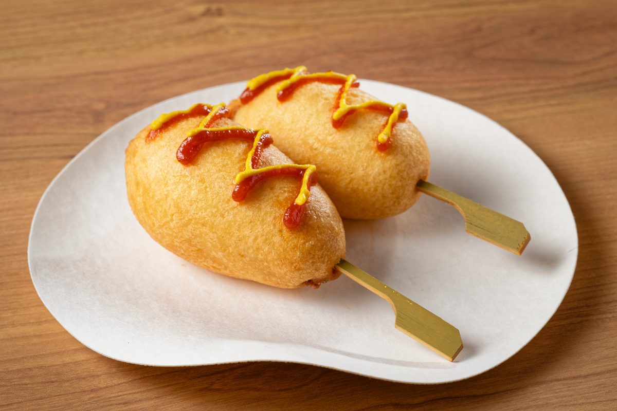 ホタテと蛤のミニアメリカンドック（2本）／ウブ