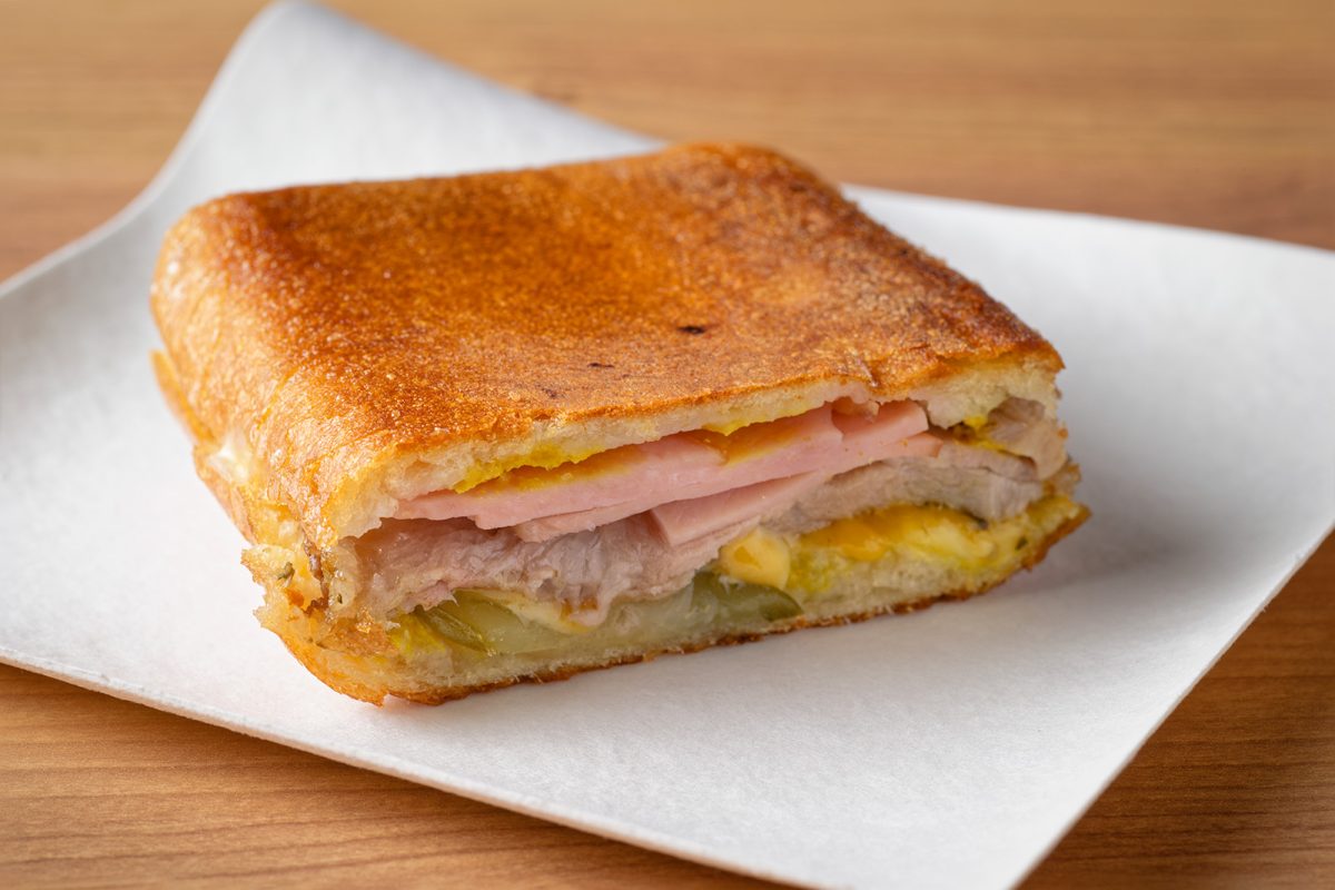 映画を”完全再現”！キューバサンド／厨 七代目松五郎