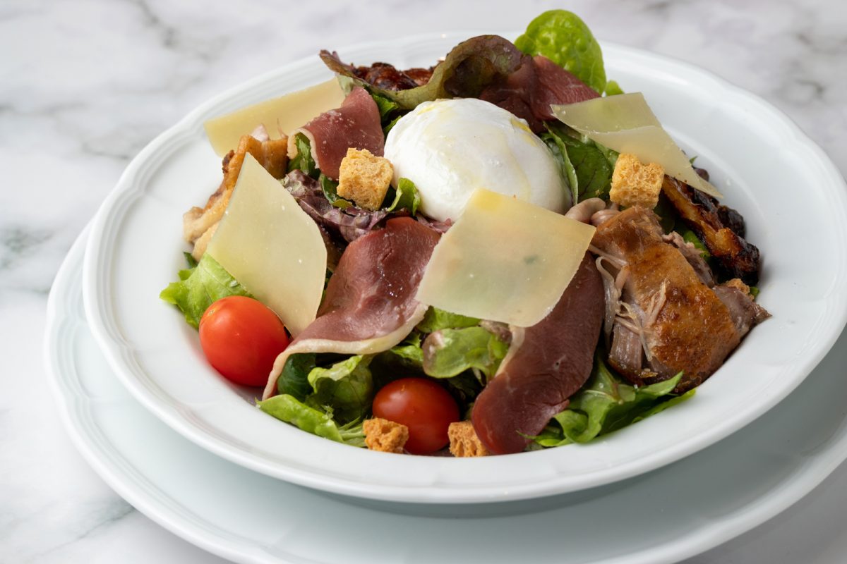 サラダLA&LE／カフェ・オールデイダイニング「LA&LE（ラ・エ・ル）」