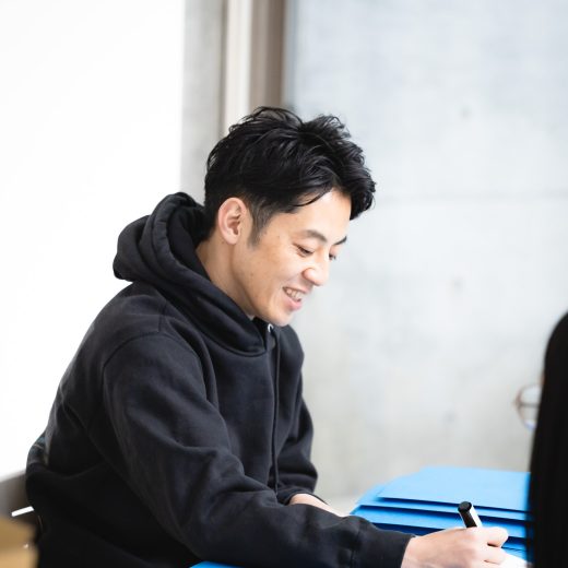 西野亮廣が、最新刊『北極星　僕たちはどう働くか』を自ら解説。「不満」を募集すると、人は“不満を捏造”し始め、組織は“万が一”に備えすぎて崩壊する!