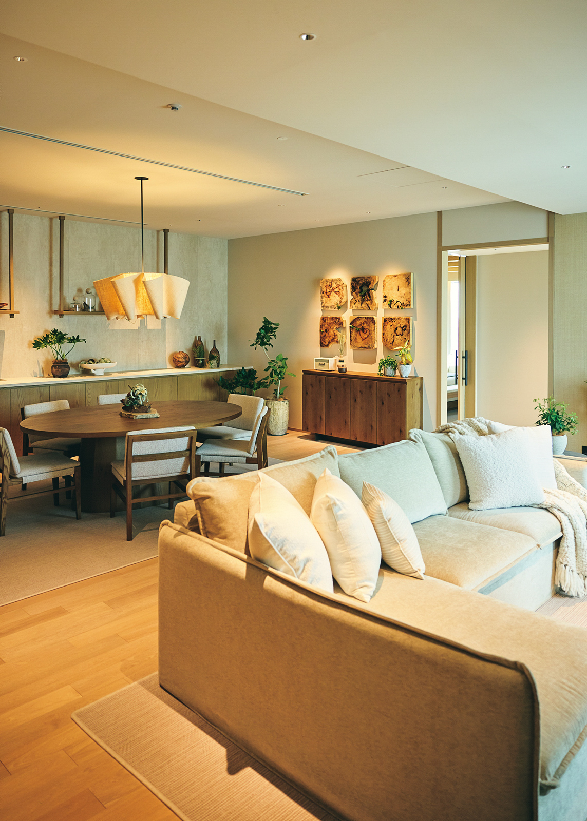 「1 Hotel Tokyo」のリビングルーム