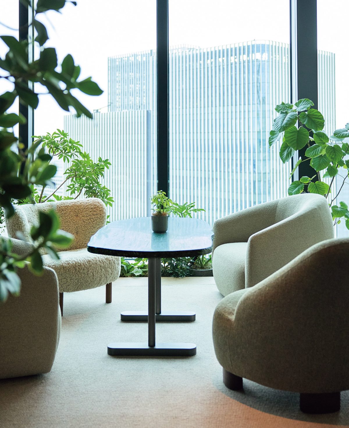 「1 Hotel Tokyo」のロビー