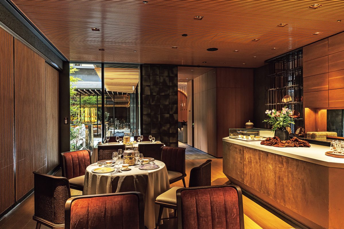 デュシタニ京都「Ayatana」の店内