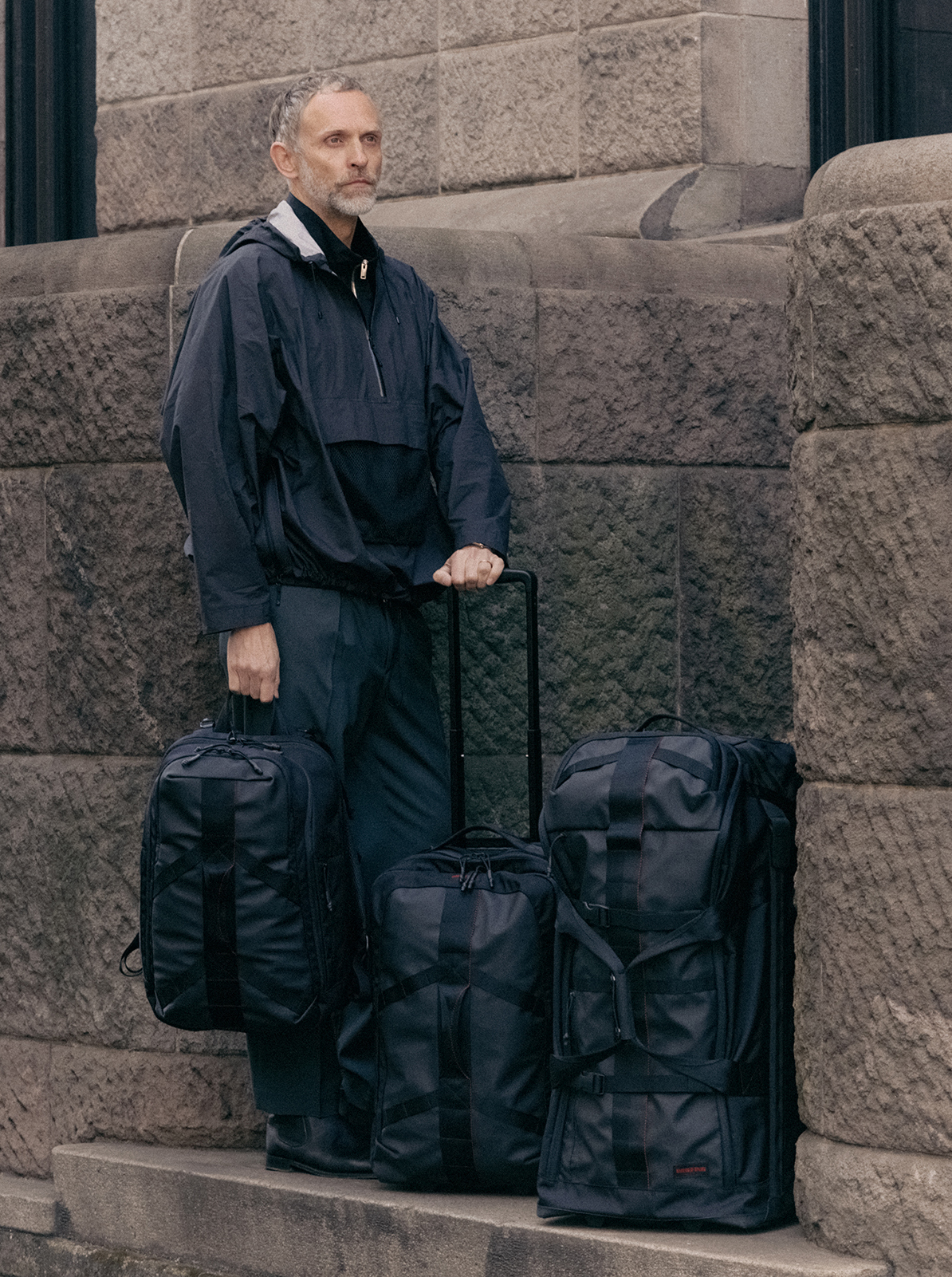 ブリーフィング／街にも旅にも馴染む「LESIT」