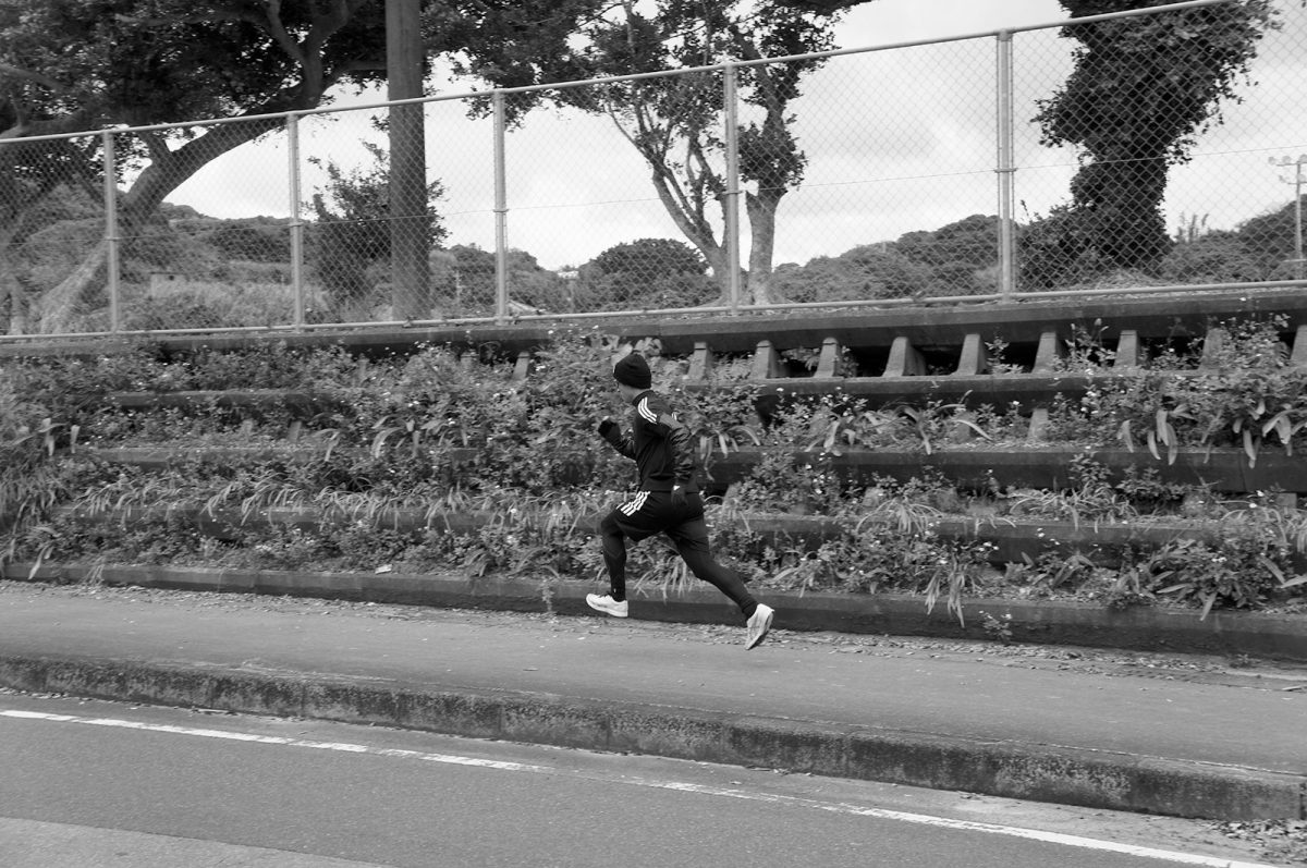 近本光司『僕は白と黒の間で生きている。』