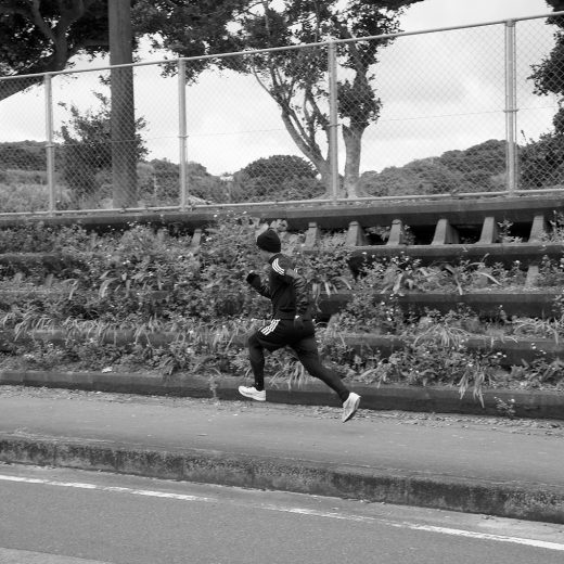 近本光司『僕は白と黒の間で生きている。』