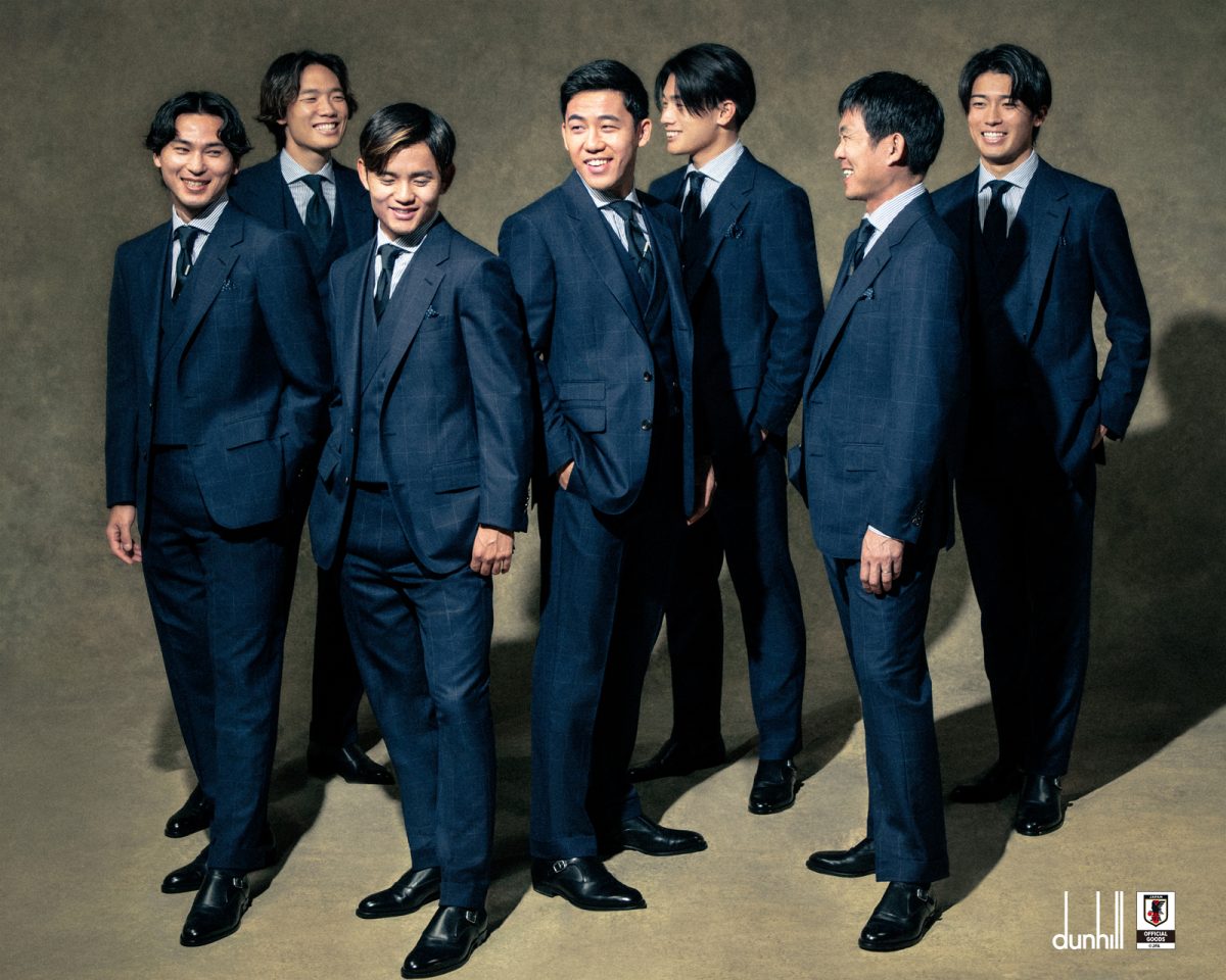 なぜ一流は「ダンヒル」を選ぶのか。サッカー日本代表を支える公式スーツ「SAMURAIBLUE COLLECTION 2026」