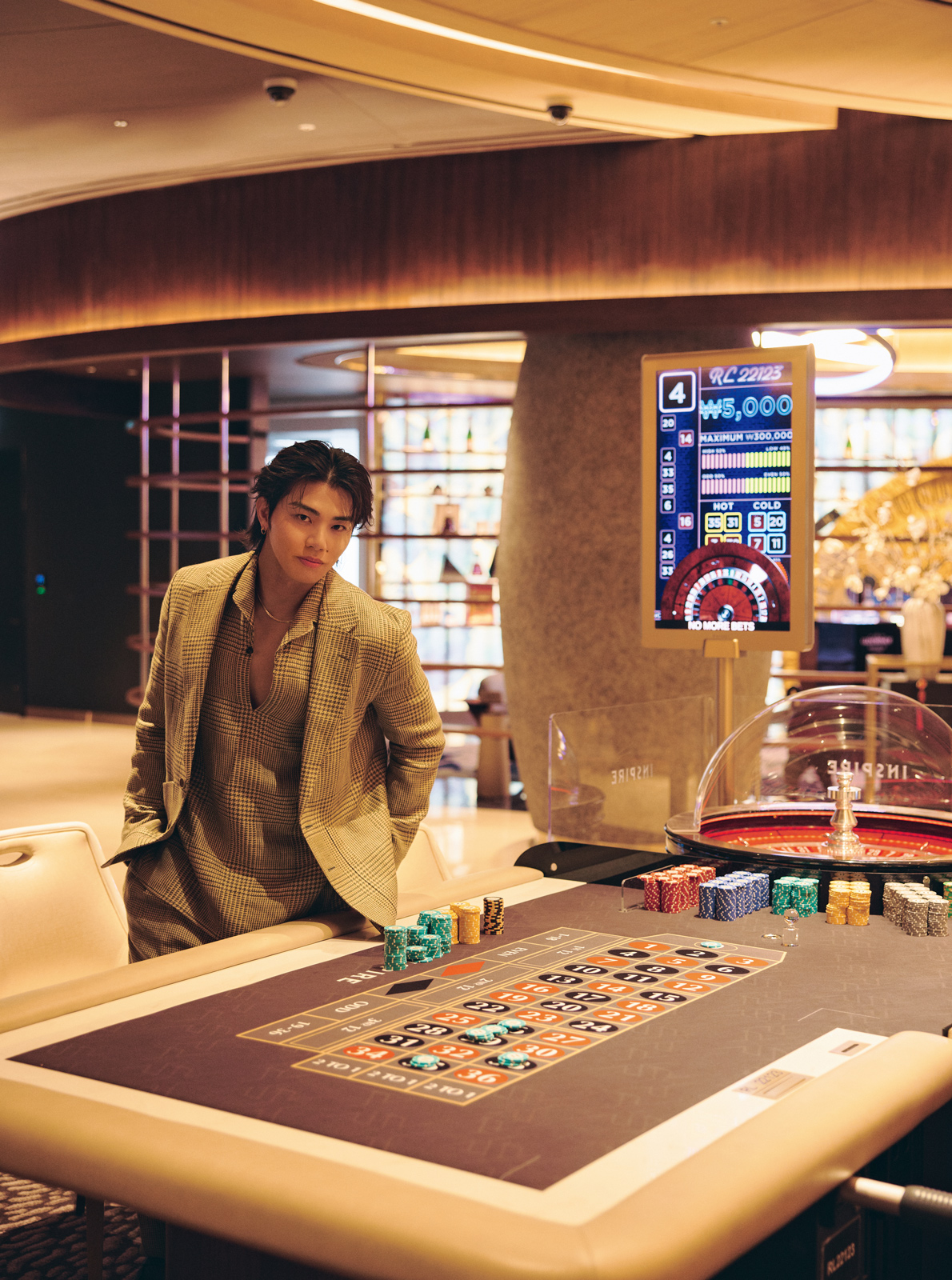 「インスパイア・エンターテインメント・リゾート」で遊ぶ武知海青氏