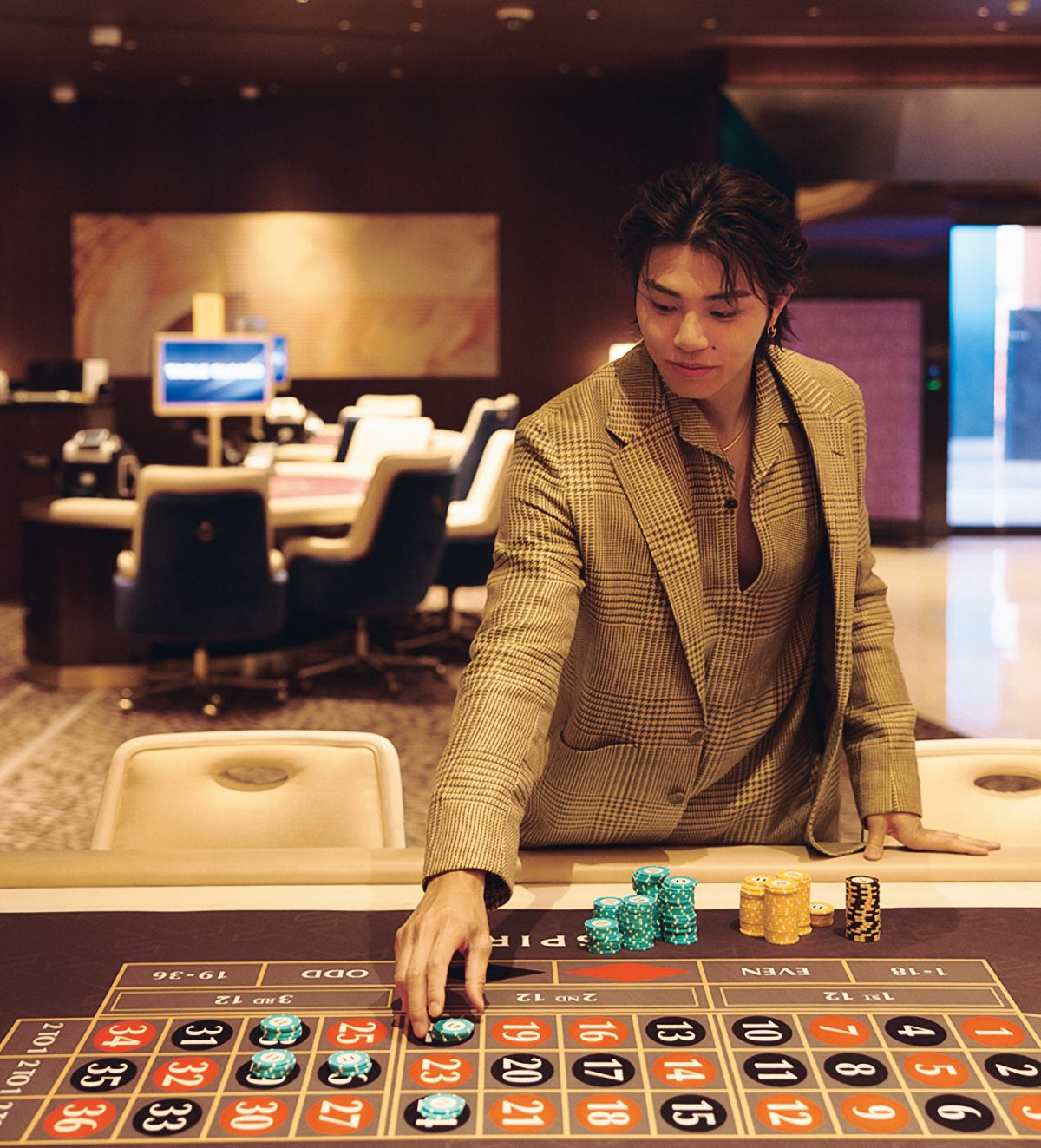 カジノを楽しむ武知海青