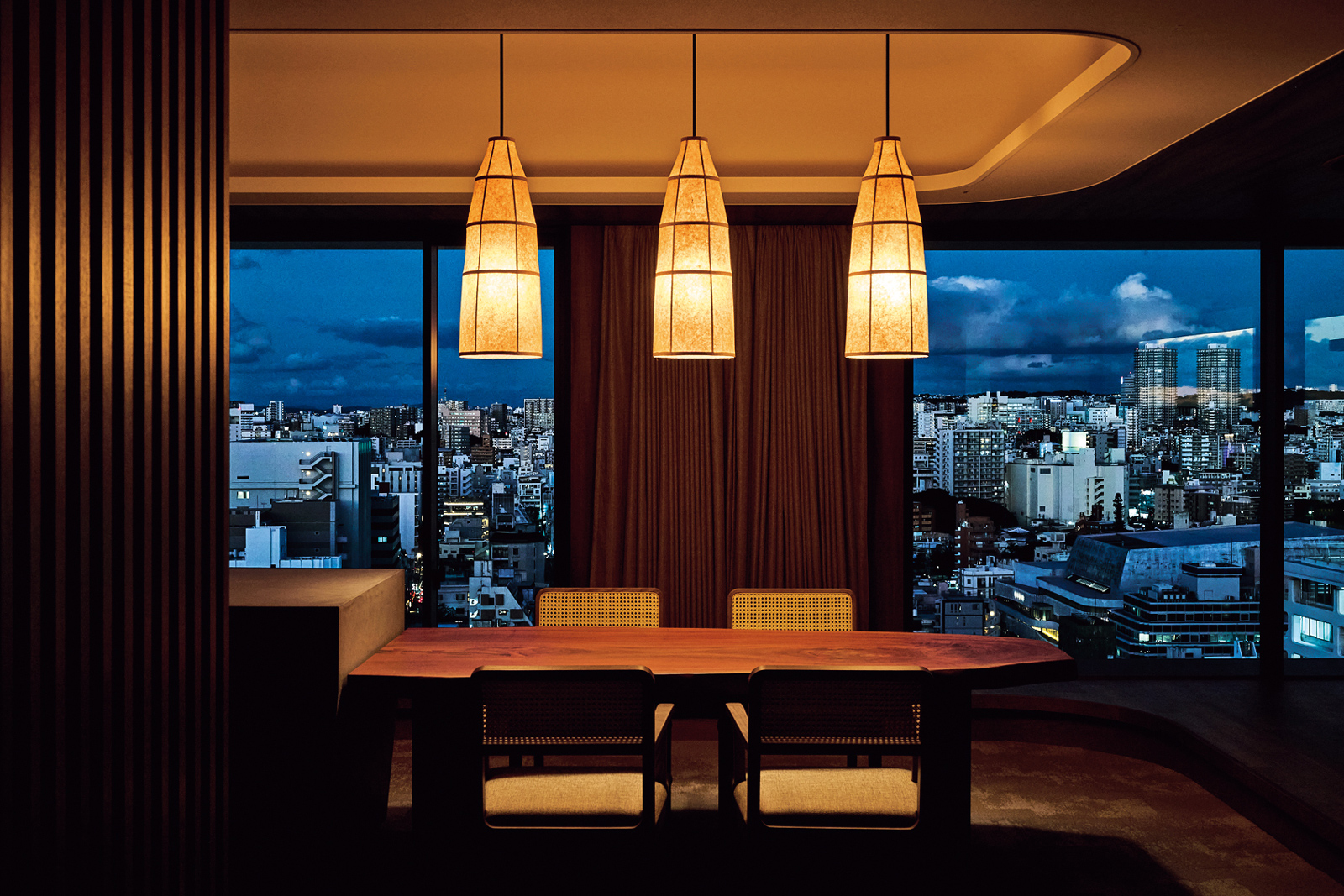 「ザ ロイヤルパークホテルアイコニック 那覇」