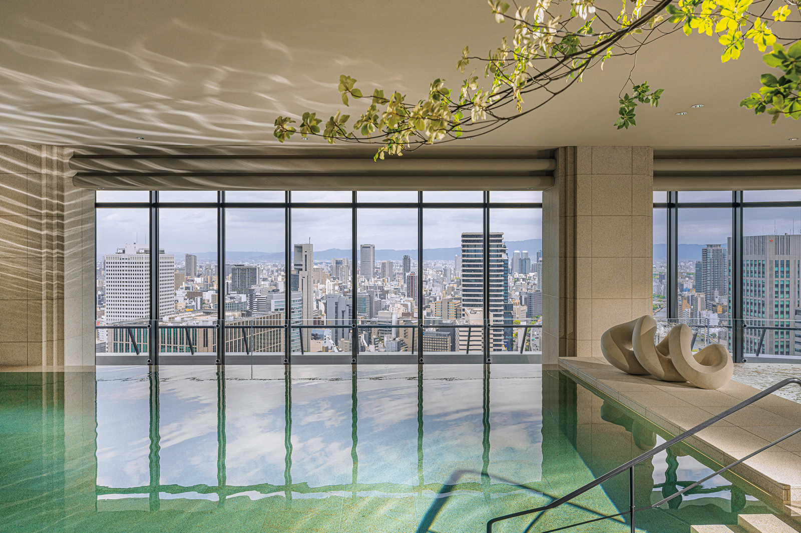 フォーシーズンズホテル大阪のプール