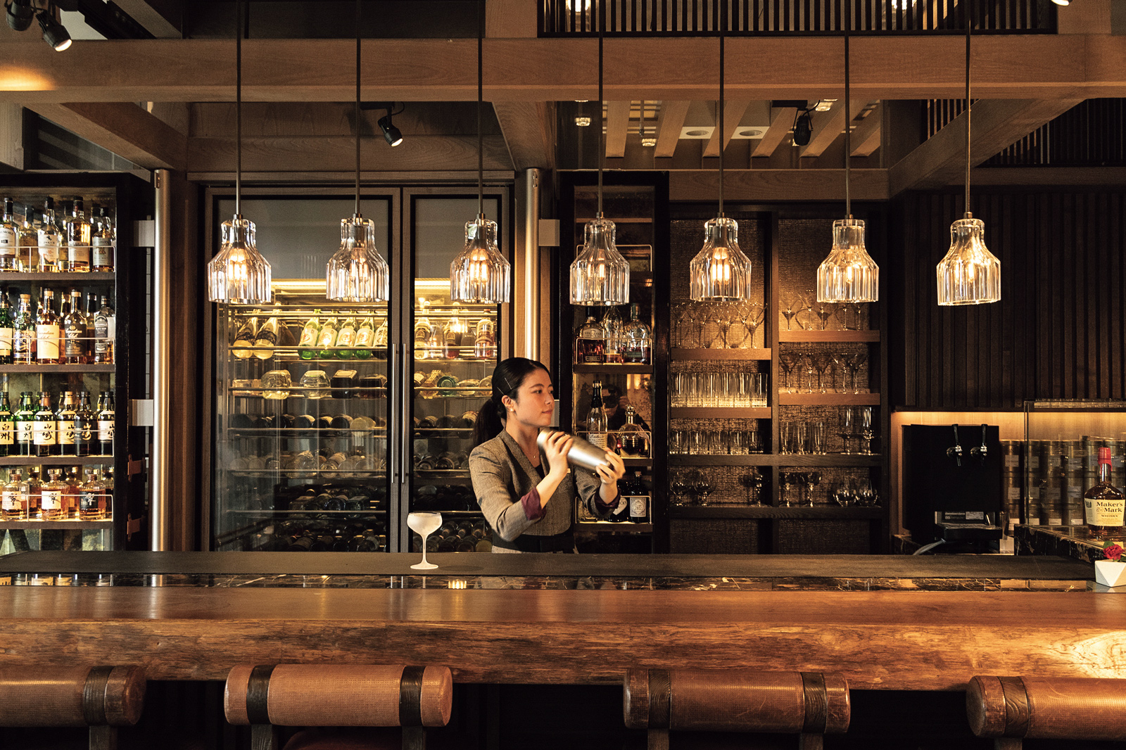 「ザ・ラウンジ&バー」のカウンター