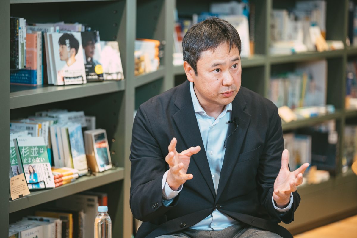 西川仁氏