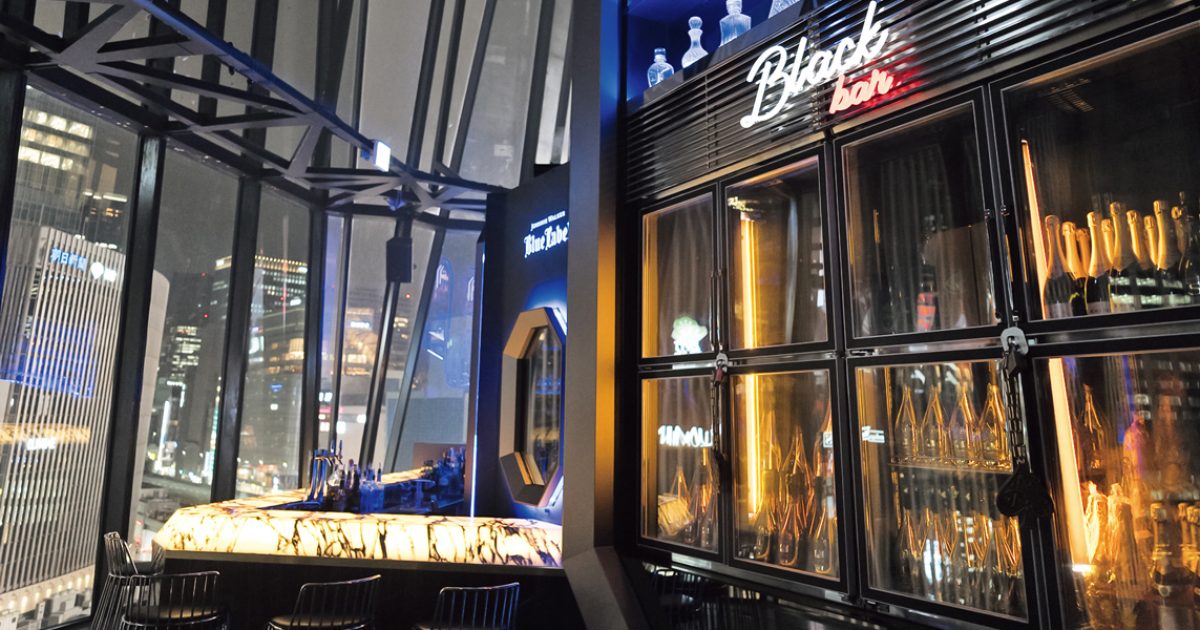 海外セレブも愛用。ナイトクラブの最奥にある、会員制バー「Black Bar