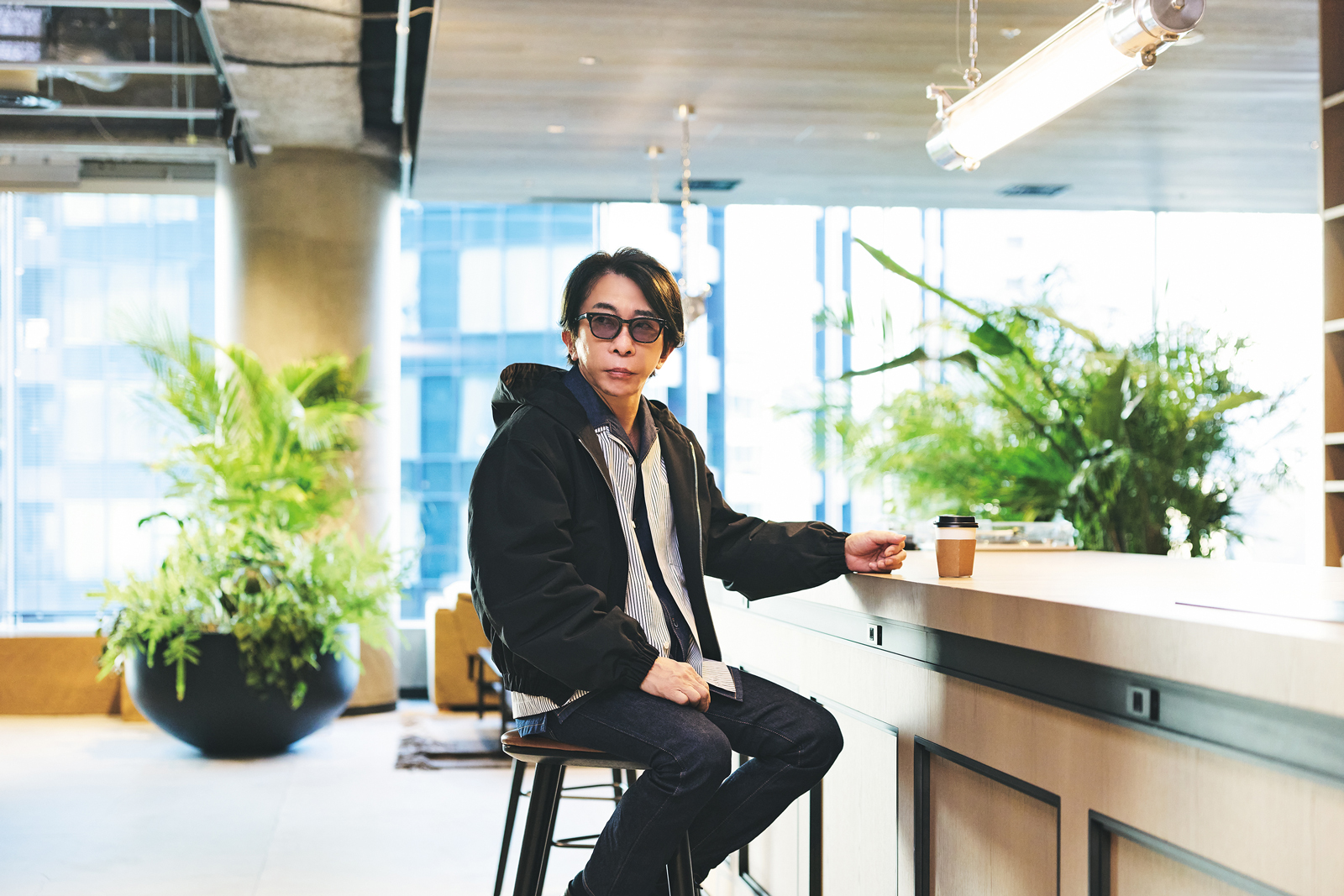 松浦モデル エイベックス松浦勝人、“ハワイよりも大事”にしている「会食」とは