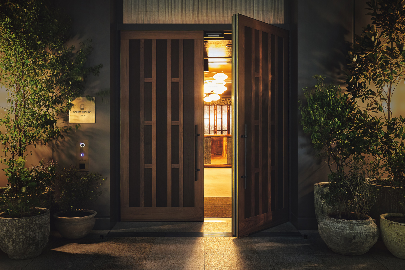 「Soho House Tokyo」の扉