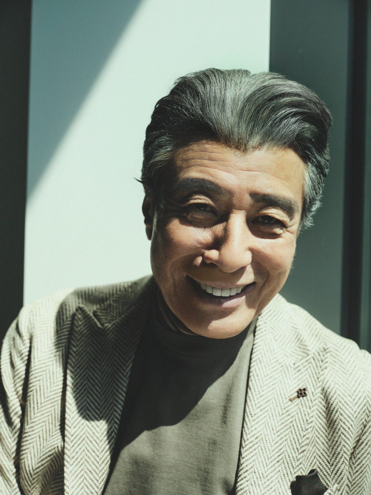 76歳でもモテたい」なぜ舘ひろしは今も“カッコいい”のか | GOETHE