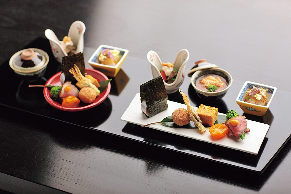 「ATAMI 海峯楼」にある「日本料理 楽精庵」の前菜