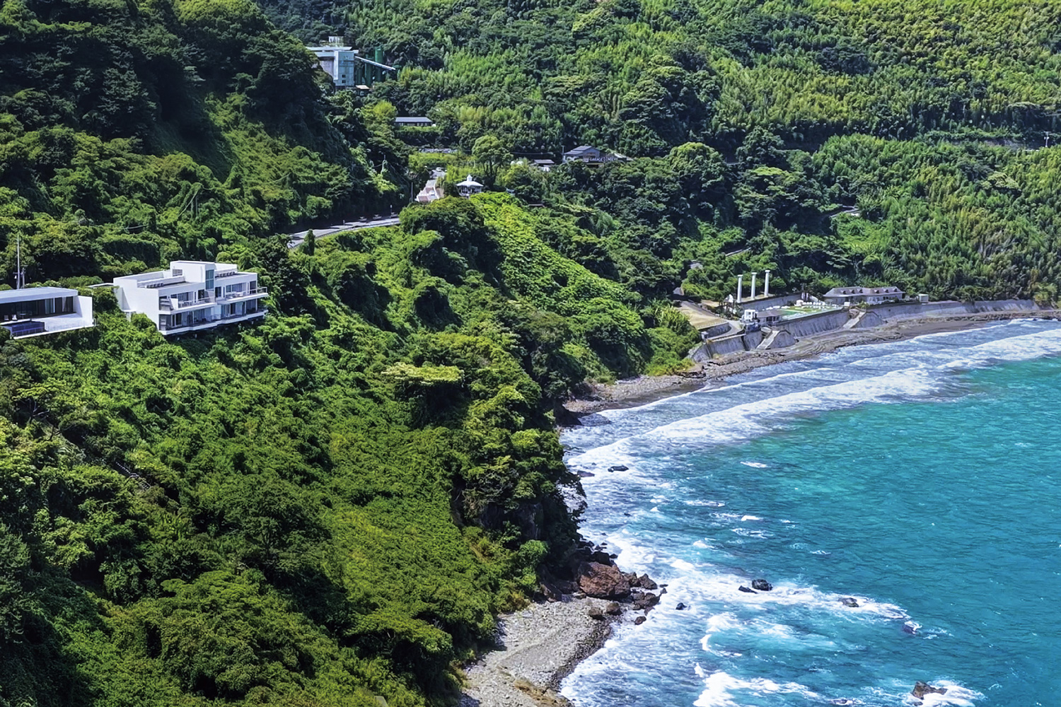 上空から見た「UMITO 熱海 本邸」