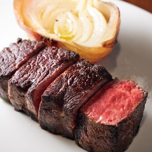 「BOTTEGON」のステーキ