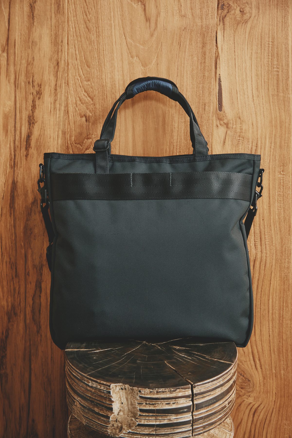 BRIEFING BB UTILITY HELMET BAG＜NAVY＞