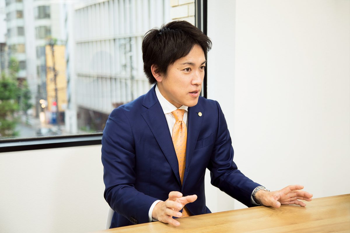 安藤義人氏