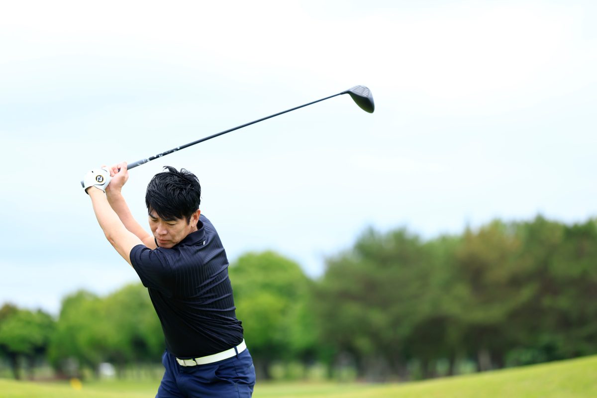 吉田洋一郎の最新ゴルフレッスン／オーバースイングの直し方。トップを無理に小さくしても改善しない本当の理由