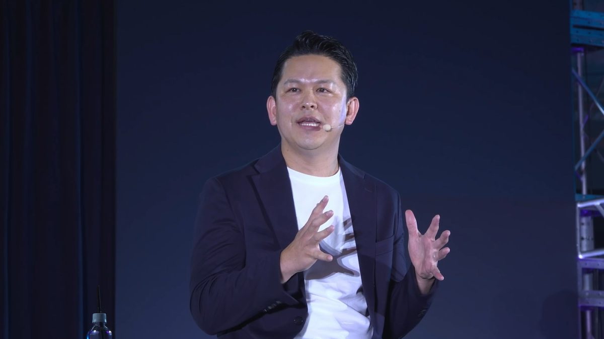山本浩平氏