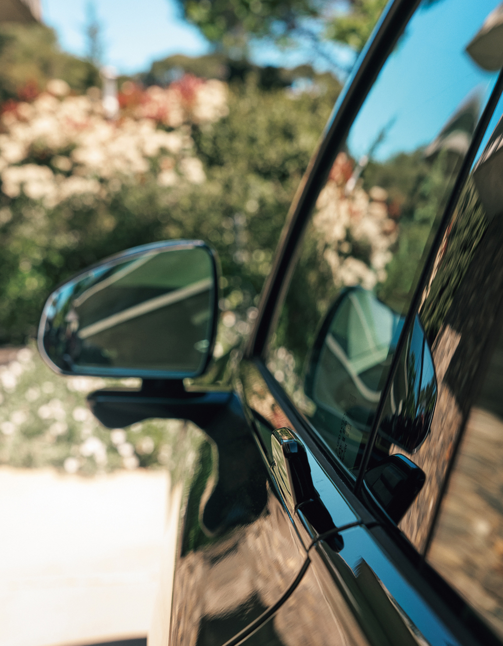 「Volvo EX60 P10 AWD」