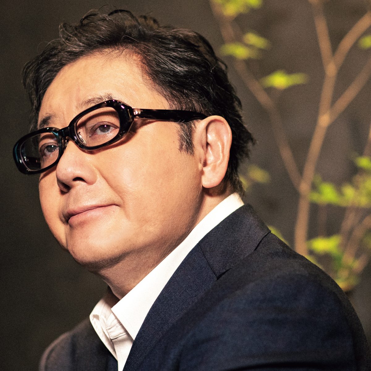 秋元康氏